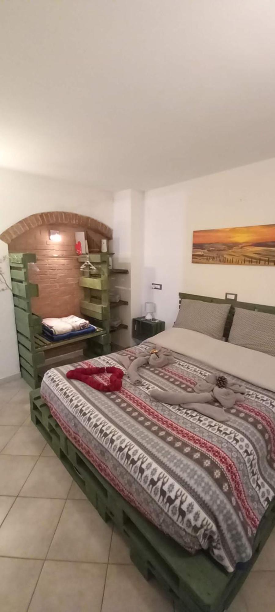 Casa Appartamento Vacanze La Fermata Delle Rondini Castello di Annone Экстерьер фото