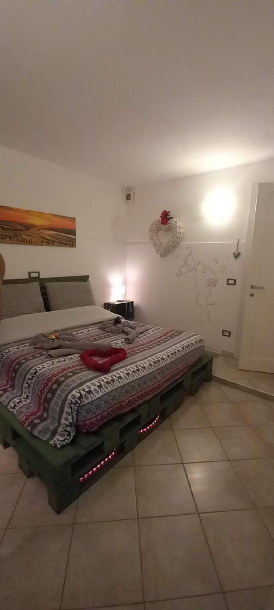 Casa Appartamento Vacanze La Fermata Delle Rondini Castello di Annone Экстерьер фото